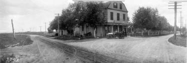 Mystery Foto #7 Solved:The Intersection of Old Country Road & Post Avenue in Westbury (1908 & 2020)