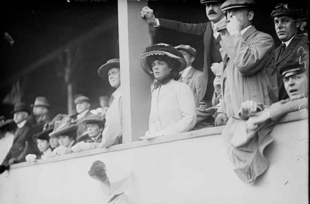 Mystery Foto #8 Solved: Birdie, Sears and Beach at the 1908 Vanderbilt Cup Race