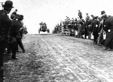Video: “The Ellison Avenue LIRR Bridge of the 1908 Vanderbilt Cup Race Course”