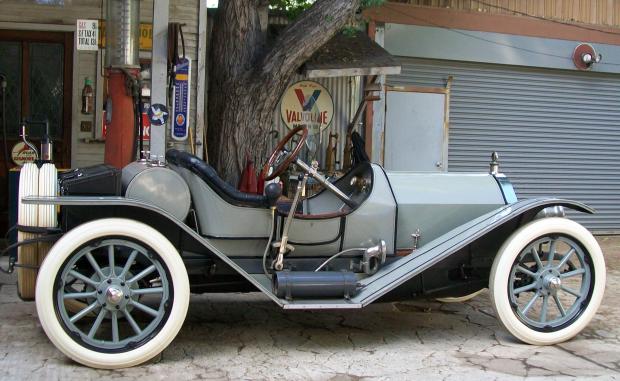 The 1912 Moon Raceabout Owned by Henry Austin Clark Jr is heading to Pebble Beach (Updated: 7/19/16)