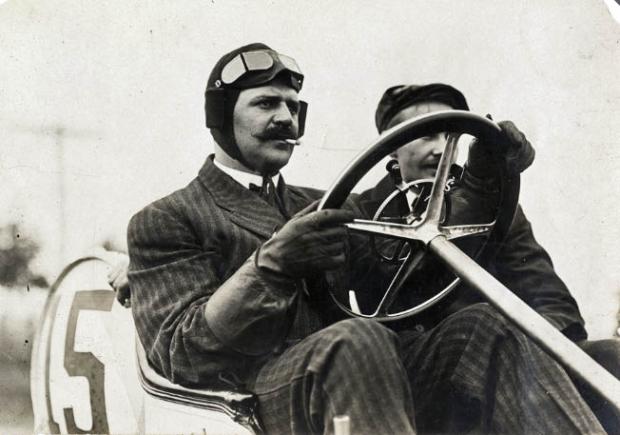 Mystery Foto #95 Solved: Louis Chevrolet and Joe Nelson Preparing for the 1908 Vanderbilt Cup Race