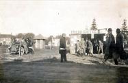 A cup of coffee at the 1910 Vanderbilt Cup