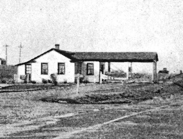 The Motor Parkway Toll Collection Structures: #8 Mineola Lodge