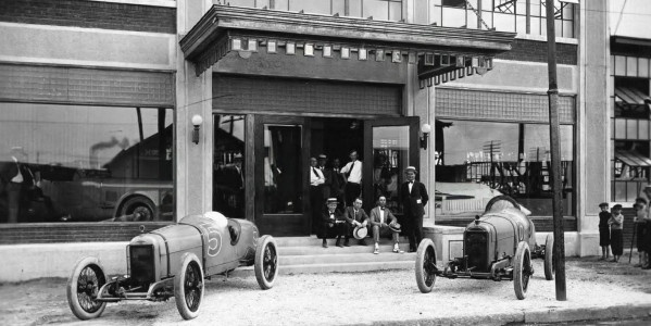 Mystery Friday Foto #13 Solved: A Winning Pair of Duesenbergs