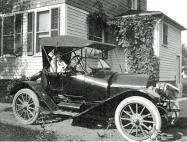 Can You Identify Aunt Nell Patterson’s Automobile?