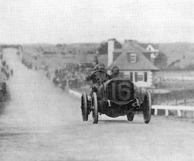 The Bridges of the Vanderbilt Cup Races (1908-1910)