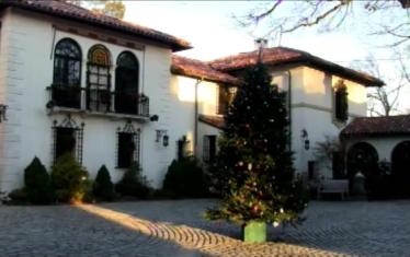 Video of the Week: Holiday Sights and Sounds at the Vanderbilt Museum (2011)