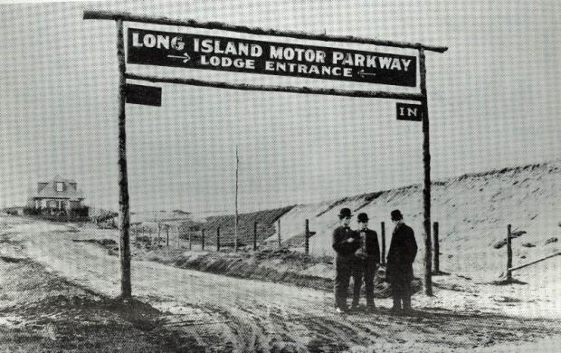 Then & Now: Entrance to the Meadow Brook Lodge from Merrick Avenue in Westbury