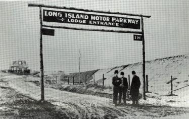 Then & Now: Entrance to the Meadow Brook Lodge from Merrick Avenue in Westbury