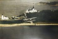 Amazing Aerials from the Cradle of Aviation: #4 A View That Might Have Inspired “The Great Gatsby”