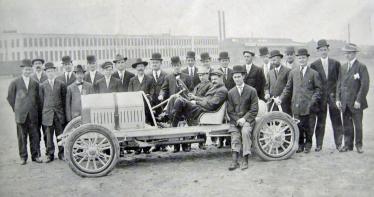 Mystery Foto #28 Solved: The 1909 Buick Factory Racing Team in Flint, Michigan