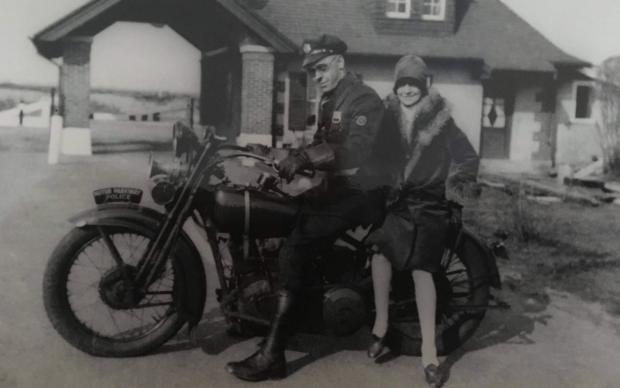 Mystery Foto #27 Solved:&nbsp; Tommy Zinzi policing the Motor Parkway in front of the Meadow Brook Lodge