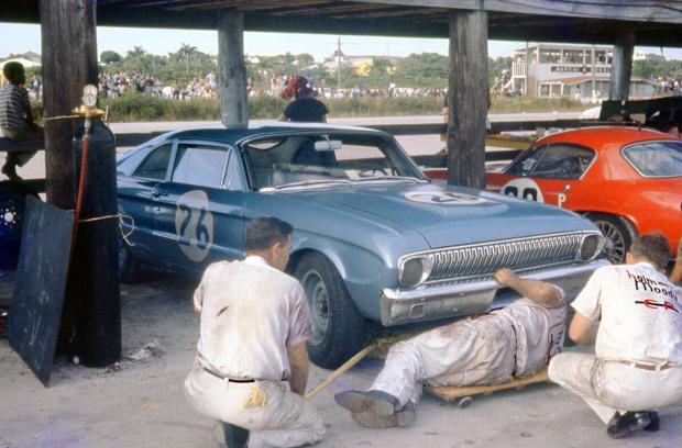 Sports Illustrated, November 10, 1962: Ford’s Big Plunge into Racing