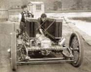 Mystery Friday Foto #38 Solved: The 12-cylinder Maxwell built for the 1906 Vanderbilt Cup Race.