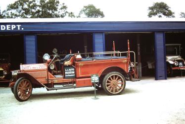 VanderbiltCupRaces.com Exclusive:&nbsp; Unpublished Long Island Automotive Museum Photos from 1958 to 1962, Part 6