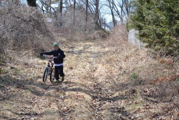 Sam & Dave’s “Excellent Motor Parkway Adventure” III: Searingtown