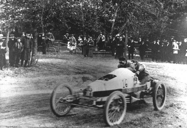 Then & Now: Vanderbilt Cup Race Courses