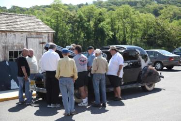 Classic Cars Visit the Waterfront at Roslyn
