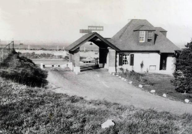 Greg O’s  Discovery #1: The McCamish Family Collection of Motor Parkway Photos: Meadow Brook Lodge