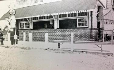 VanderbiltCupRaces.com Exclusive: Then & Now- The First Parkway Fast Food Restaurant
