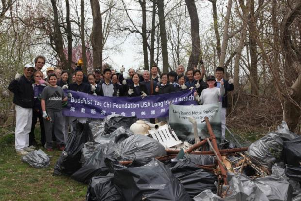 The Amazing North Hempstead Clean-Up Day of the Motor Parkway in East Williston