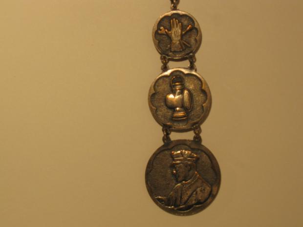 Search: An Early Racing Fob?