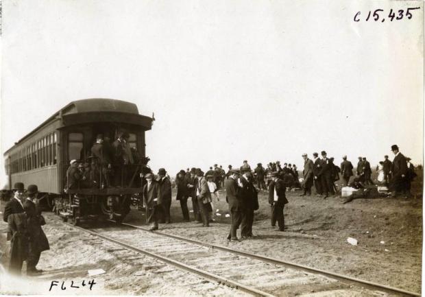 The Long Island Rail Road and the Vanderbilt Cup Races
