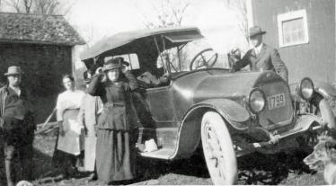 Mystery Foto #29 Solved:&nbsp; A 1910 Maxwell Model E Touring and a 1916 Overland Model 83 Touring from Professor Robert Kraft’s Family Album