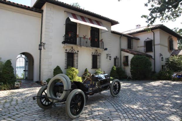 “The Black Beast” Visits the Vanderbilt Museum