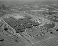 Mystery Foto #49 Solved:A 1957 Aerial of a “Spirit of St. Louis” Press Conference at Roosevelt Field