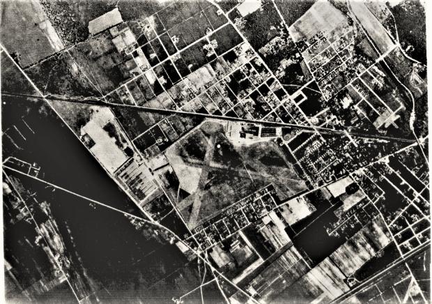 Mystery Foto #4 Solved: A 1940 aerial of the Bethpage, the Grumman Airport and the Motor Parkway