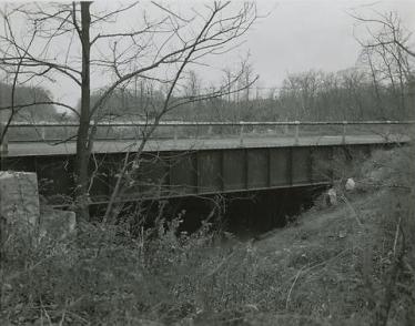 Updated: Mystery Foto #9 Solved: The Central R.R. Motor Parkway Bridge in Queens