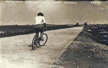 Mystery Foto #100 Solved:The Jerusalem Avenue Bridge in Hempstead  Plains Under Construction in 1908