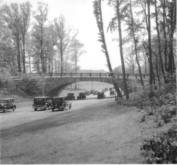Mystery Foto #34 Solved: The Robert Moses’ New Hyde Park Road Motor Parkway Bridge over Northern State Parkway