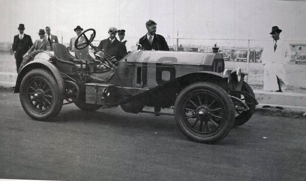 VanderbiltCupRaces.com Exclusive-The Helck Family Memoirs #1: Old 16 at the 1936 Vanderbilt Cup Race