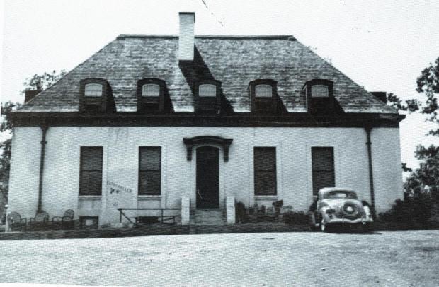 Mystery Friday Foto #57 Solved: The Petit Trianon Annex Building