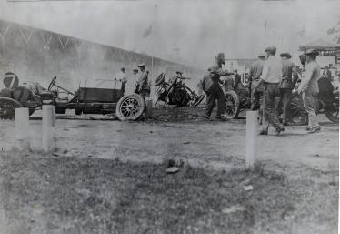 Mystery Foto #1 Solved: An Accident at the 1911 Indy 500 Race