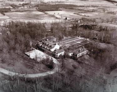Mystery Friday Foto #24 Solved: William K. Vanderbilt Jr.‘s Deepdale Estate