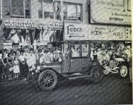 Exclusive: The 1954 Opening of Henry Austin Clark, Jr.‘s “Carnival of Cars” in Times Square
