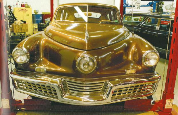 Book “Motor City Barn Finds”: Obsession with a Barn-Find Tucker