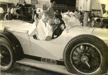 Mystery Foto #49 Solved: Charles Addams and his wife Barbara Jean in Southampton Updated:10/30/16