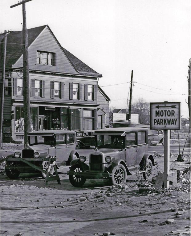 Mystery Foto #14 Solved: A Motor Parkway Sign at Queens Boulevard and Grand Avenue Circa 1928