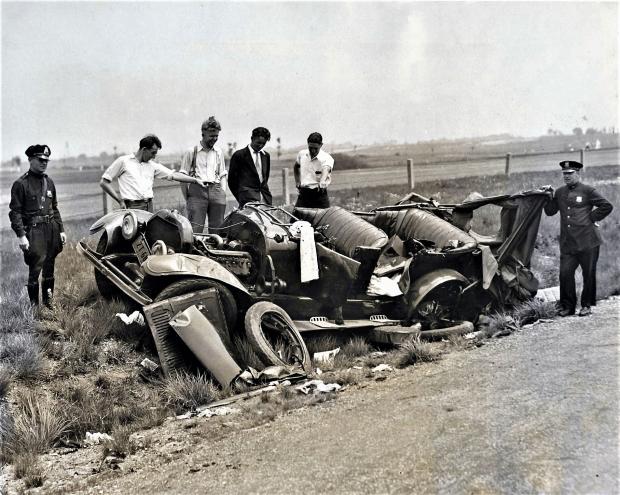 Greg O’s Garage: Wrecks of The Long Island Motor Parkway including a racer practicing for the 1925 Indy 500