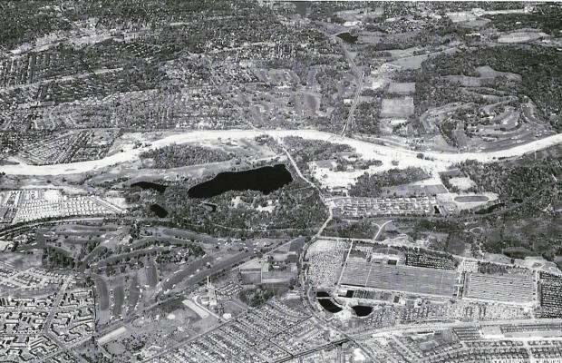 Exclusive: 1956 Aerial Views of the Construction of the Long Island Expressway in Lake Success
