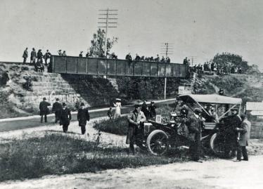 Vanderbilt Cup Race Historical Marker Unveiling Ceremony to be Held on Saturday, April 26, 2014