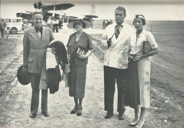 Mystery Foto #41 Solved: William K. Vanderbilt Jr., Rosamund Vanderbilt & Robert & Edie Huntington