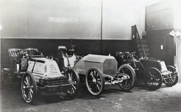 Mystery Foto #53 Solved: A Rare Look Inside William K. Vanderbilt Jr.‘s Long Island Garage in 1904