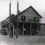 Updated: Mystery Foto #34 Solved: A Historic Photo of a Road Sign in Front of Max Levi’s Hotel