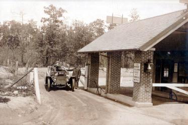 The Bethpage Lodge (1910-1960s): A Classic Repost from 2009