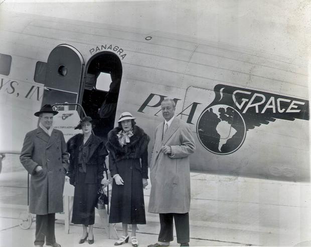 The News Photo Clips of Rosamund Lancaster Warburton and William K. Vanderbilt Jr.